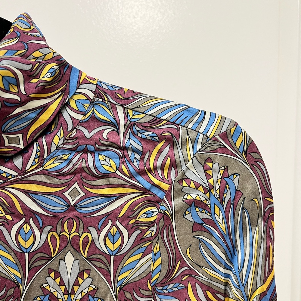 SFIZO Sfizio Art Deco Style Mockneck Top - Picture 13 of 14